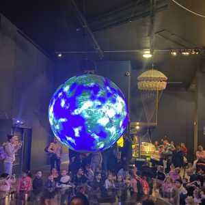 Family-Things-To-Do-in-London-Science-Museum-Planet-Exhibit